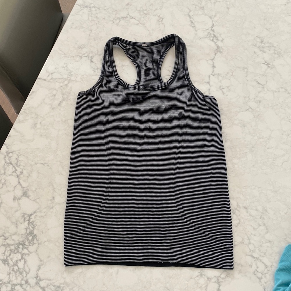 Lululemon swiftly waist length tank